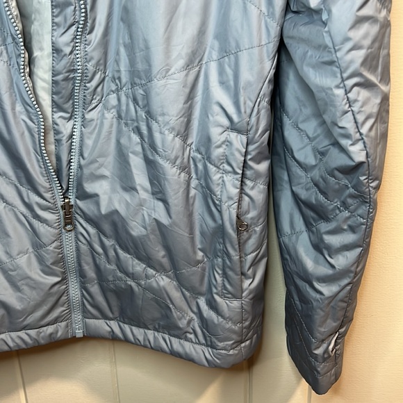 Columbia sportswear company with fur trim - Picture 4 of 12